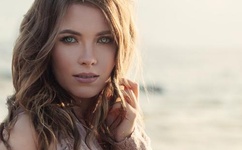 B站里看中日双字幕的